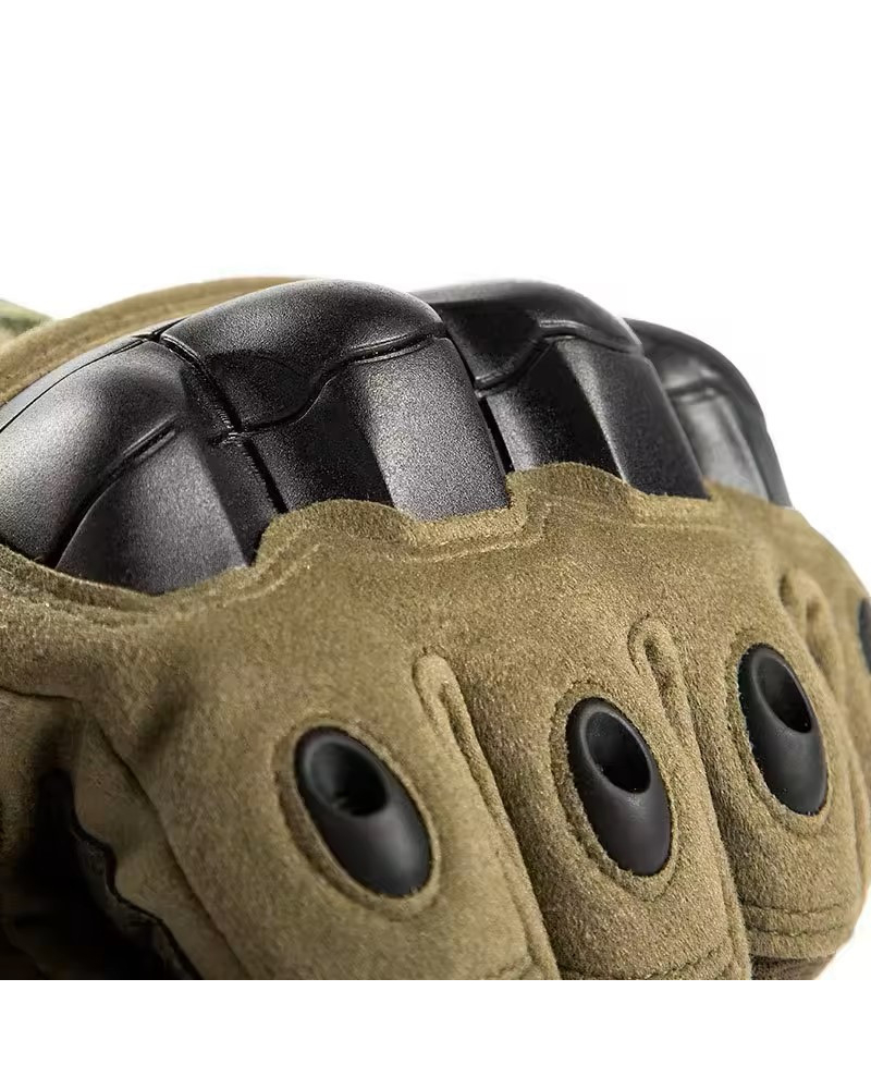 Reinforced EVA knuckle protection on green tactical gloves for airsoft and shooting