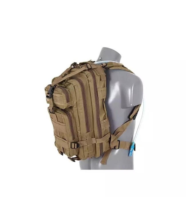 Σύστημα MOLLE και αδιάβροχο ύφασμα 600D σε στρατιωτική τσάντα TAN
